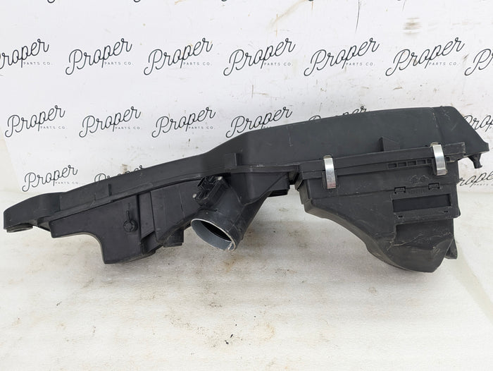 BMW F22 F23 228xi 228i F30 F32 F33 F34 F36 328i 428i N20 Engine Air Intake Filter Box Housing 8623104