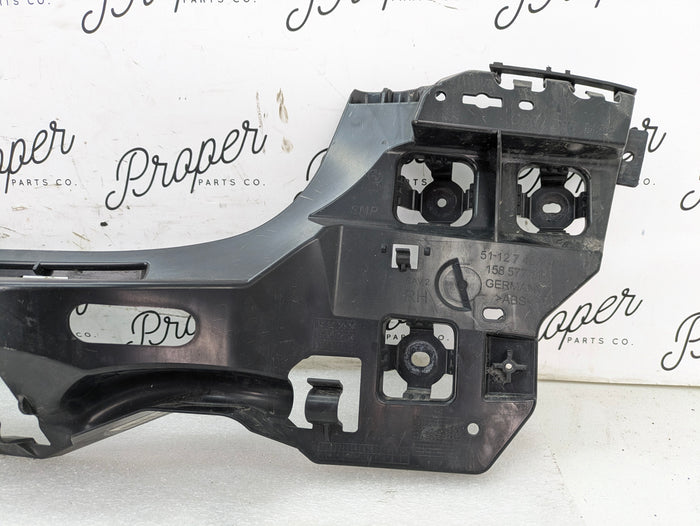 BMW G20 330ix M340ix 330ex M Sport Rear Bumper Upper Right/Passenger Side Support Bracket Mount 7469364