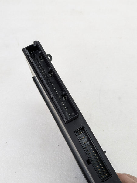 BMW E90 E91 E92 E93 3 Series Junction Box BCM Body Control Module 9226328