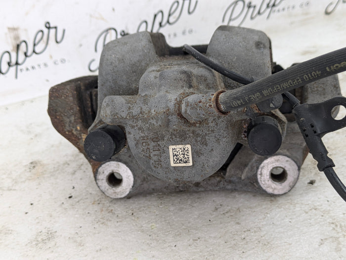 BMW F22 F23 228xi 228i 230i 230xi Front Left/Right Brake Caliper Set 34116857687/34116857688