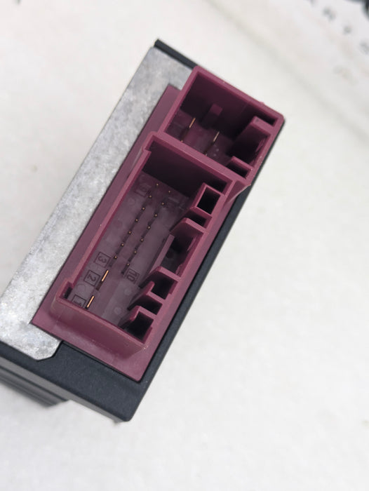 BMW F32 F33 F30 F31 F34 F36 4 & 3 Series Fuel Pump Control Module 7371832