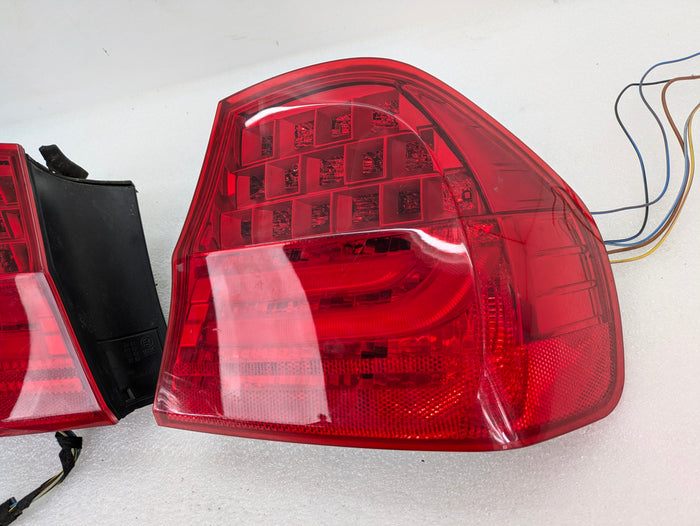 BMW E90 LCI Sedan 335xi 328xi Rear Tail Light Left Right Inner Outer Set 218402/218401
