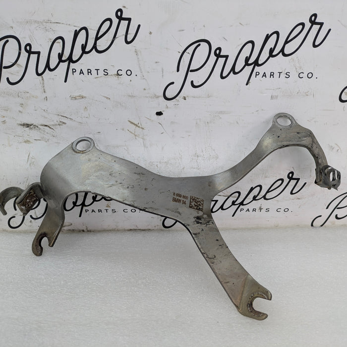 BMW G20 330ix 330i B46 Exhaust Catalytic Converter Hanger Mounting Bracket 8659800