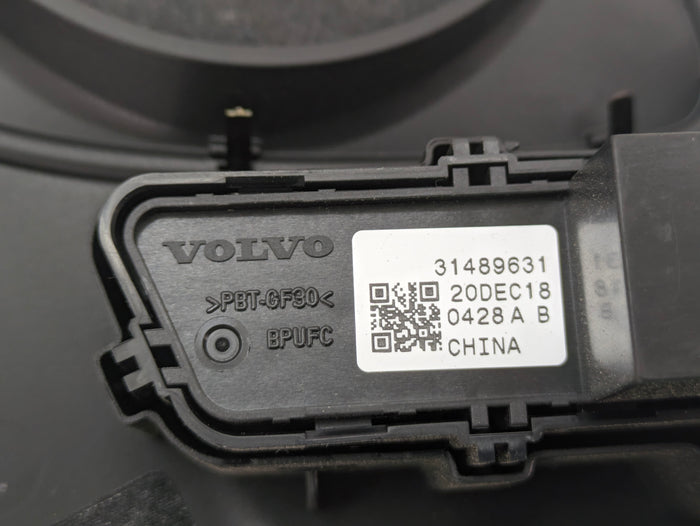 2021 Volvo V60 T6 R-Design Front Right Door Handle Trim & Seat Memory Switch 31490203/31489631
