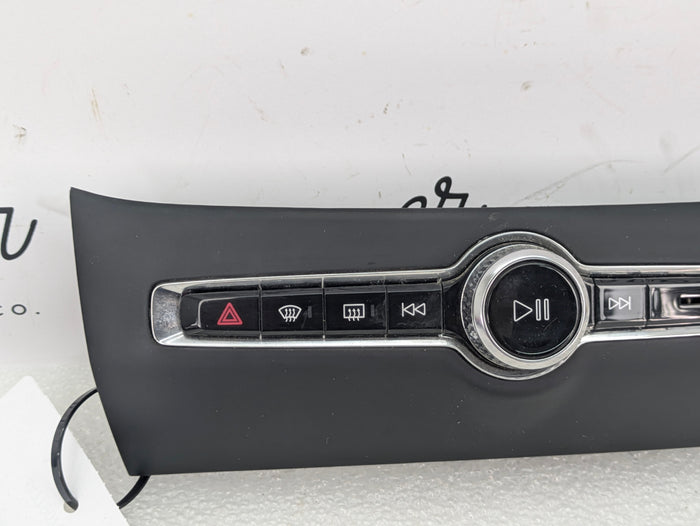 2021 Volvo V60 T6 R-Design Radio Control Panel W/Hazard Lights & Defroster Button 31398845