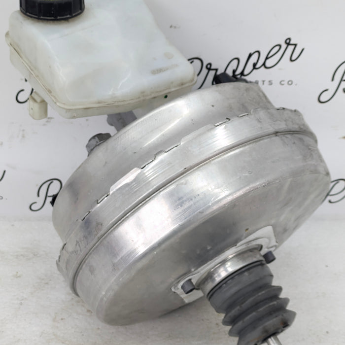 2021 Volvo V60 T6 R-Design Power Brake Booster & Master Cylinder 32130197