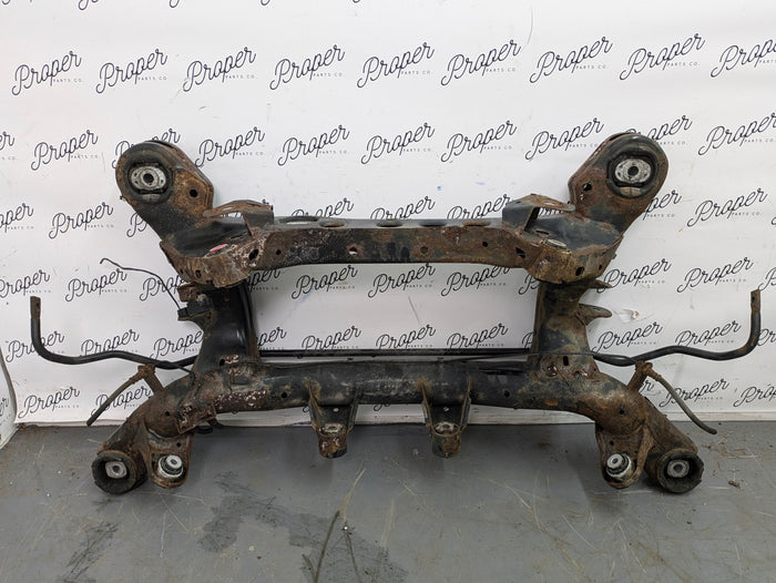 BMW E92 E93 E90 E91 3 Series Rear Subframe Crossmember W/Sway Bar 33316783713/6764427