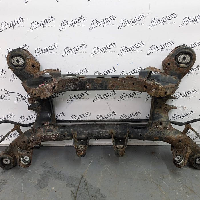 BMW E92 E93 E90 E91 3 Series Rear Subframe Crossmember W/Sway Bar 33316783713/6764427