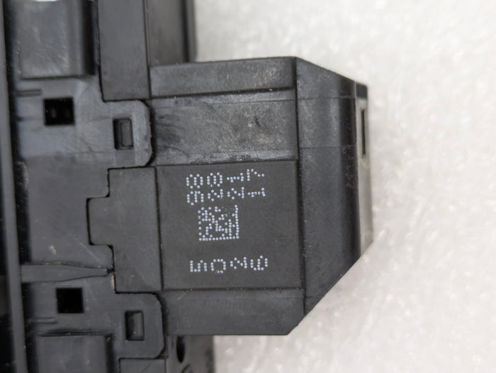 2015 Chevrolet 5th Gen Camaro 2SS Traction Control Control Button Switch 92218817