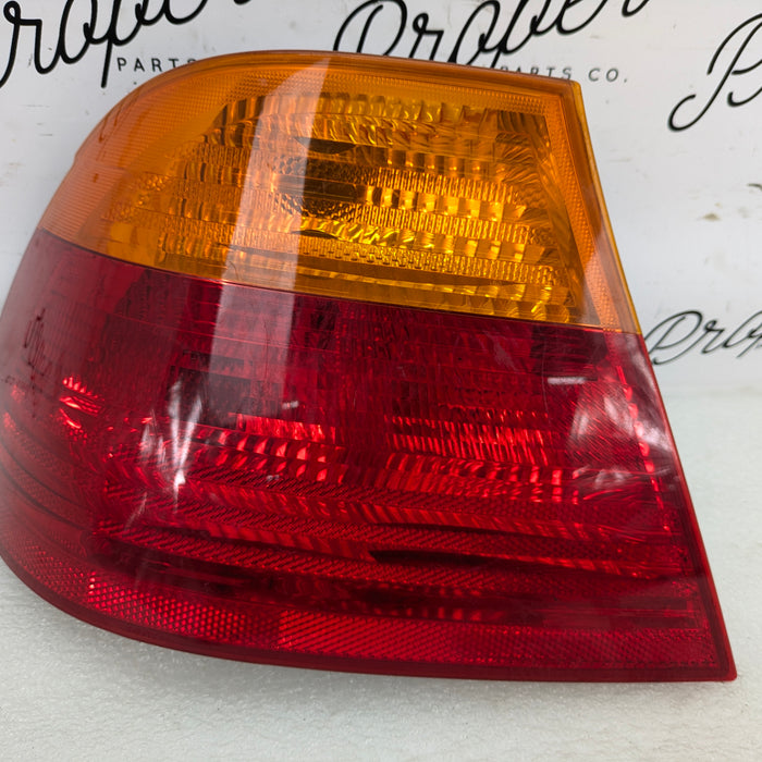 BMW E46 M3 330ci 328ci 325ci 323ci Coupe Rear Left Amber Tail Light Turn Signal 8364725