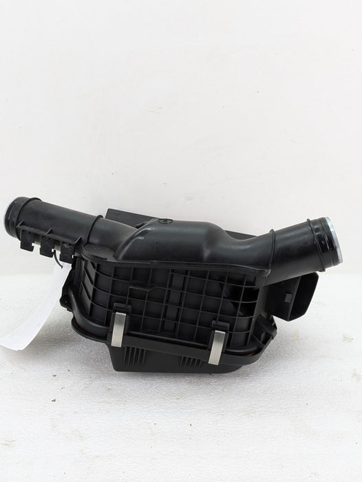 BMW E90 E93 E92 335i 335xi N54 Engine Air Intake Filter Box 7556547