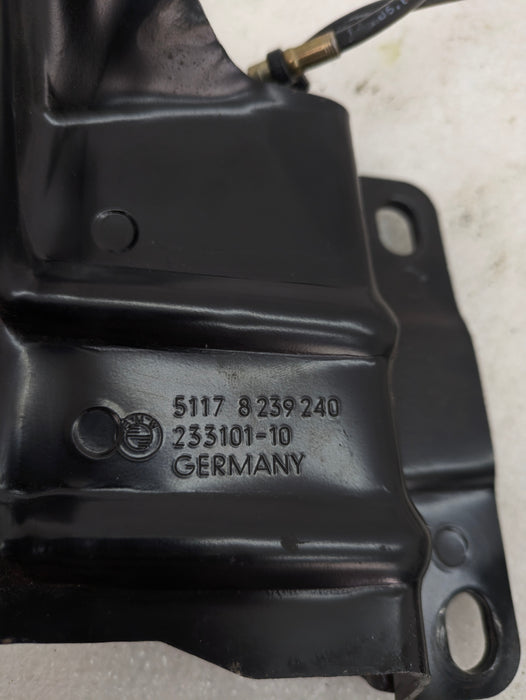 BMW E46 M3 Convertible Roof/Soft Top Tonneau Cover Hydraulic Cylinders &  Supply Lines (11,12,13,14)