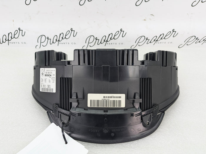 BMW E46 330Ci Coupe/Convertible JAPAN Grey Face Silver Ring Speedometer Automatic KMH Gasoline Instrument Gauge Cluster 6911321