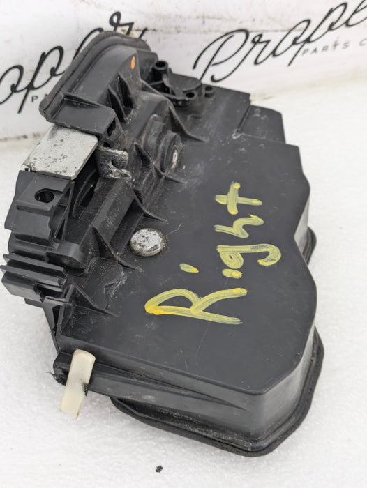 BMW F22 F23 228xi M235xi 230xi M240xi F87 M2 Right/Passenger Side Door Lock Actuator 7229458