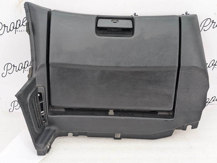 BMW Z3 M Roadster Dash Glove Box Compartment & Handle Black 839961014/8397740 *DAMAGED*