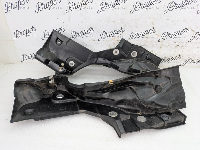 Porsche 996.2 911 Carrera 4 Cabriolet Convertible Roof Left/Right Water Drain Drip Tray 99656180507/99656180607
