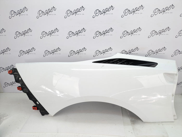 Chevrolet C7 Corvette Stingray Coupe Right/Passenger Side Rear Quarter Panel Fender (G8G/U9567) 84054834 *DAMAGED*