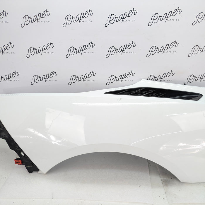 Chevrolet C7 Corvette Stingray Coupe Right/Passenger Side Rear Quarter Panel Fender (G8G/U9567) 84054834 *DAMAGED*