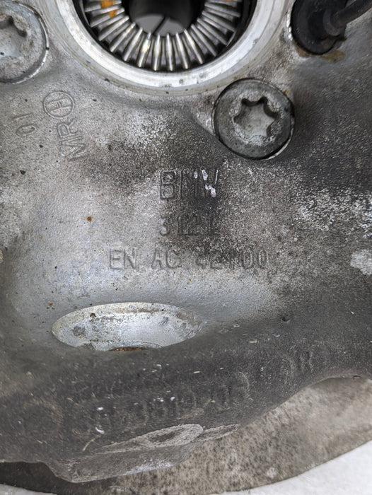 BMW F22 F23 228xi 230xi M235xi M240xi Left/Driver Side Front Knuckle 6853819