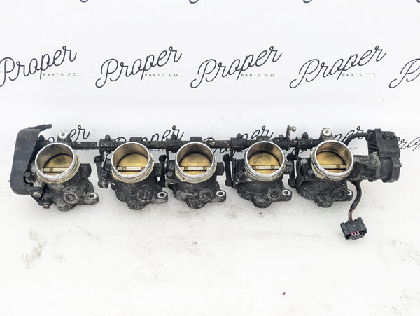 BMW S85 E60 E61 M5 E63 E64 M6 Throttle Body Assembly & Hall Sensor Cylinder 6-10 13547841814