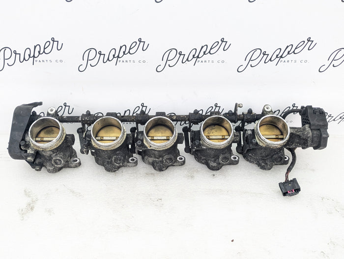 BMW S85 E60 E61 M5 E63 E64 M6 Throttle Body Assembly & Hall Sensor Cylinder 6-10 13547841814