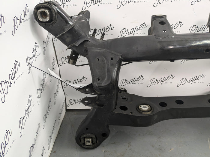 BMW E90 E91 E92 E93 335IS 335xi Rear Axle Subframe Cross Member Carrier 33316783713