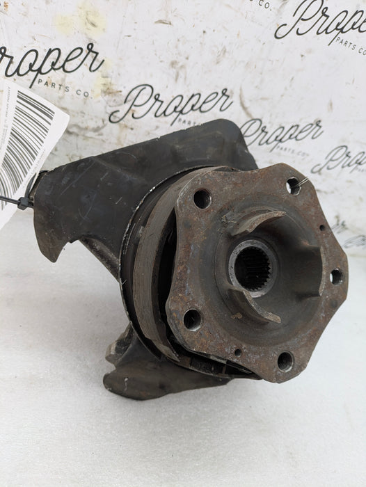 Porsche 986 BOXSTER 2.7L REAR RIGHT SPINDLE 996341657