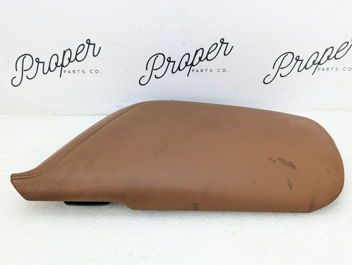 Chevrolet C7 Corvette Stingray Kalahari Brown Leather Center Console Armrest *DAMAGED*