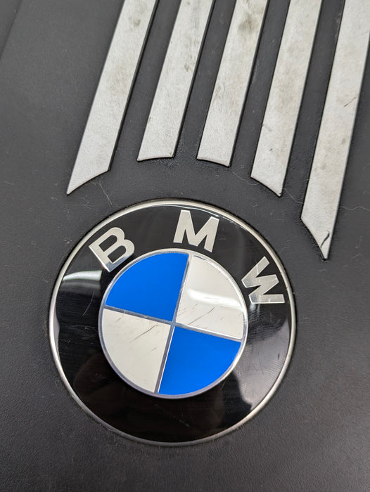 BMW E82 E88 E90 E92 E93 335i 335is 335xi N54 Engine Coil Pack Cylinder Head Cover Trim 11127575036 *Damaged*
