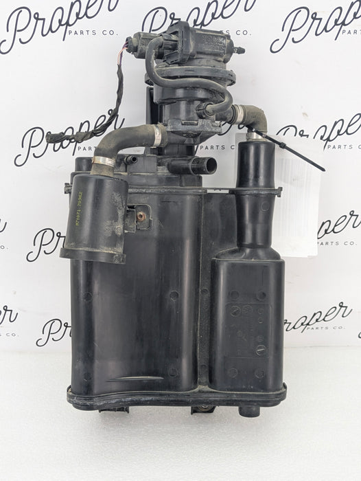 2015-2018 Audi 8U Q3 Fuel Vapour Evap Activated Charcoal Canister 3C0201797D *Damaged*