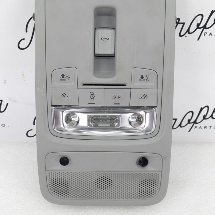 2018 Audi 8U Q3 Front Dome Overhead Interior Light Grey 8X0947135AK/8X0959613 *Damaged*