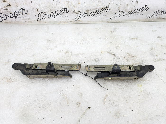 Porsche 996.2 911 Carrera 4 Engine Lid Door Left/Right Hinges Schwarz (041) 99651215101/99651215201