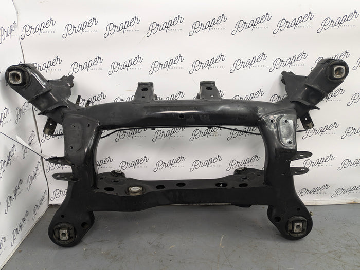 BMW E90 E91 E92 E93 335IS 335xi Rear Axle Subframe Cross Member Carrier 33316783713