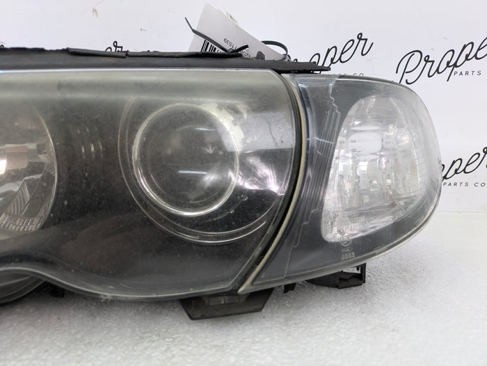 BMW E46 330i 325i Sedan/Wagon LCI Front Left Bi-Xenon Headlight 6910975 *For Parts*