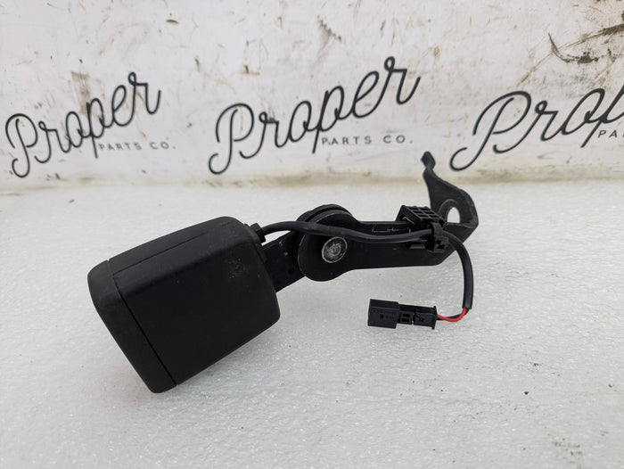 BMW G22 G20 G26 430ix 330ix 330ex Rear Left/Driver Side Seatbelt Buckle 7442031