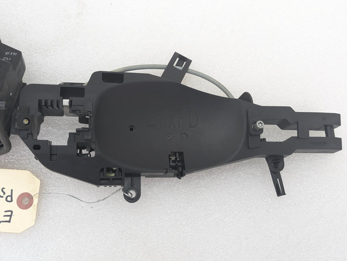 BMW E70 X5 M/E71 X6 M Right/Passenger Side Door Lock Actuator & Handle Carrier 7229458