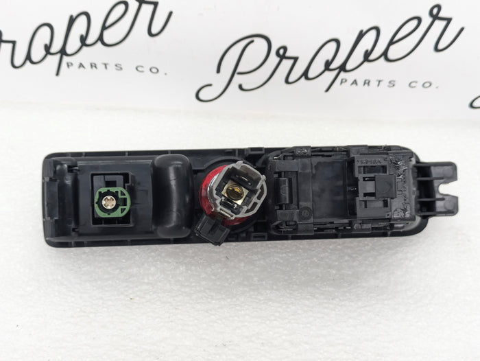 2016-2018 Audi 8U Q3 Front Center Console Bezel Trim Cover & Power Outlet 8U1863349D