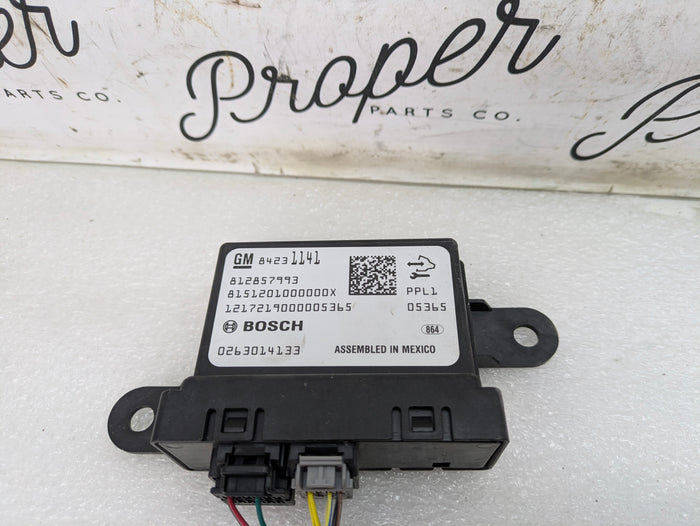 2018 Chevrolet 6th Gen Camaro 2SS Rear Parking Assist Control Module 84231141