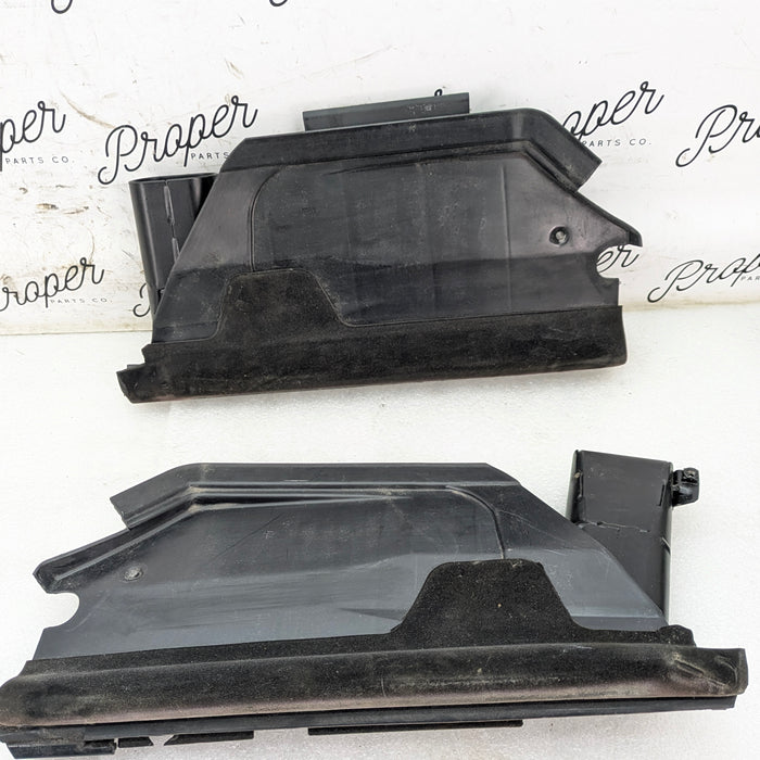 Porsche 996.2 911 Carrera 4 Cabriolet Convertible Left/Right Rear Quarter Window Inner Seals 99654348000/99654347900