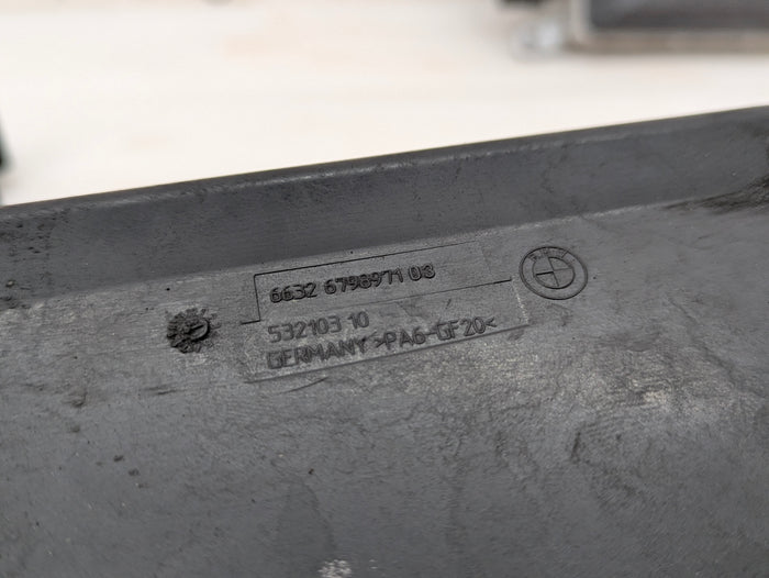 BMW F32 F30 F31 F33 F34 F36 430xi 440xi 435xi 428xi Right/Passenger Side Lane Change Warning Assist/Blind Spot Control Slave Module 6884287/6795928/6798971