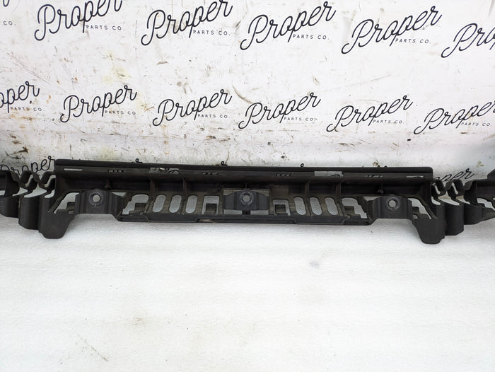 BMW F30 335xi 328xi 340xi 330xi M Sport Center Rear Bumper Mounting Bracket Guide 7256922