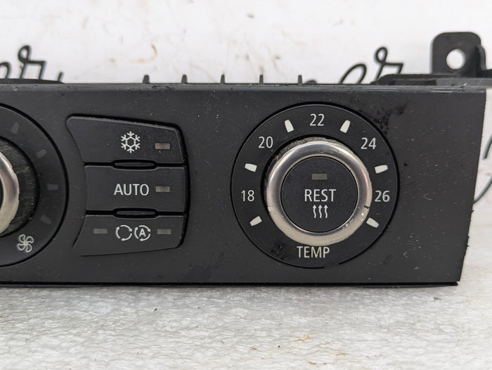 BMW E60 E61 E63 E64 530xi M5 540xi 525xi Air Conditioning AC Climate Control Switch Panel 6950634