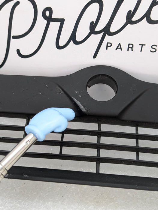 Chevrolet C7 Corvette Stingray Dashboard Center Defrost Air Vent AMF95240