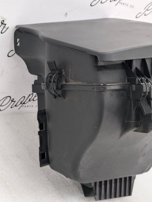 BMW E46 330Ci 330i M54B30 3.0 Intake Muffler Upper & Lower Air Filter Box 7601972/7501975