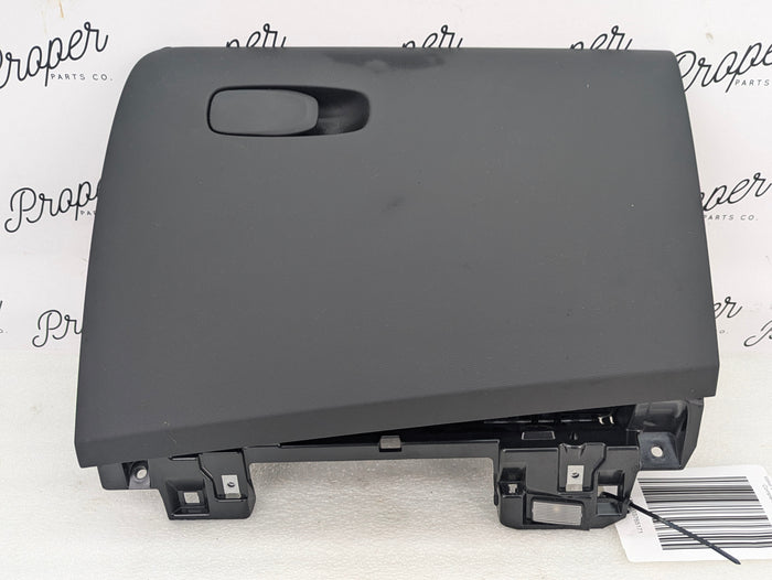 2021 Volvo V60 T6 R-Design Black Glove Box Compartment 31477861