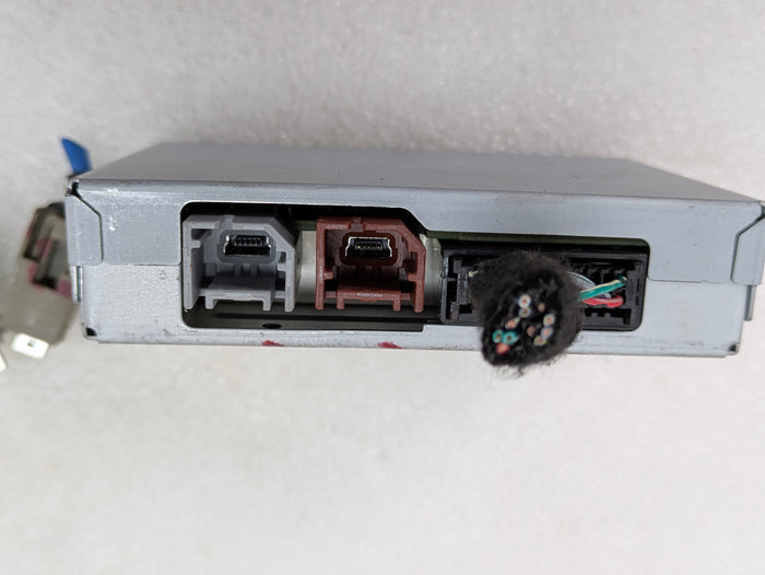 2018 Chevrolet 6th Gen Camaro 2SS Human Machine Interface HMI Control Module 84216626