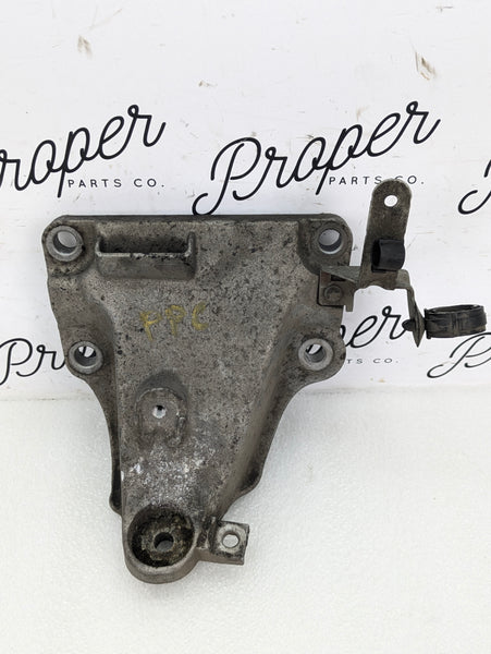 BMW E90 E91 E92 E93 335xi 330xi 328xi 325xi AWD N52 N54 N55 Engine Left Engine Mount Support Bracket 6770049