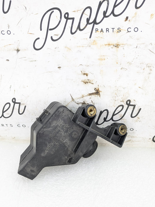 Porsche 996.2 911 Carrera 4 Rear Engine Compartment Lid Latch Lock Actuator 99651226500/99651205500