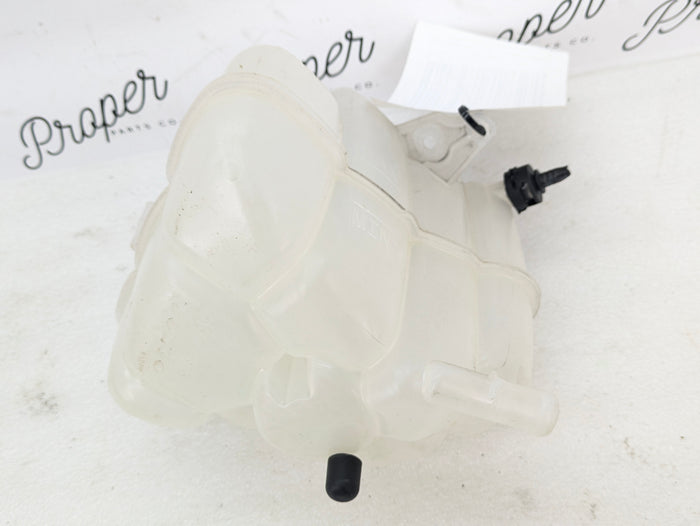 2021 Volvo V60 T6 R-Design Coolant Reservoir Expansion Tank Bottle 31465682