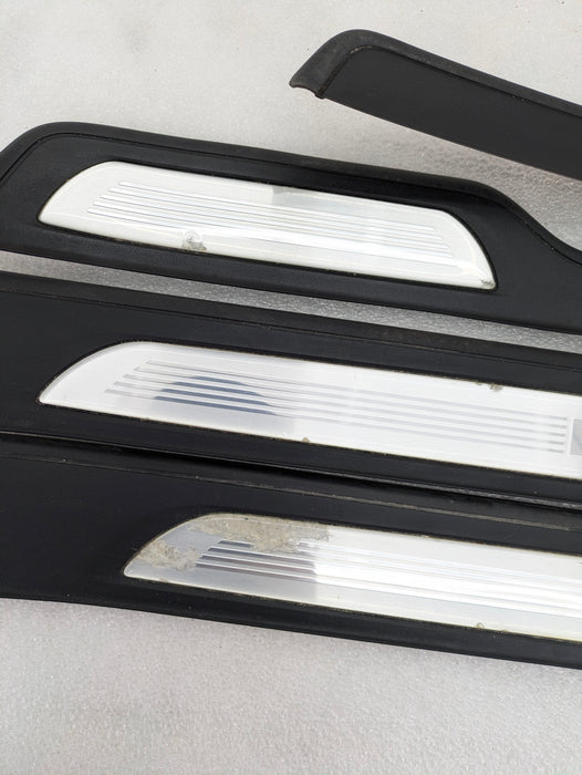 BMW E90 E91 335i 335xi 328xi Sedan Wagon M Sport Door Sill Set 7907151/907159 *DAMAGED*